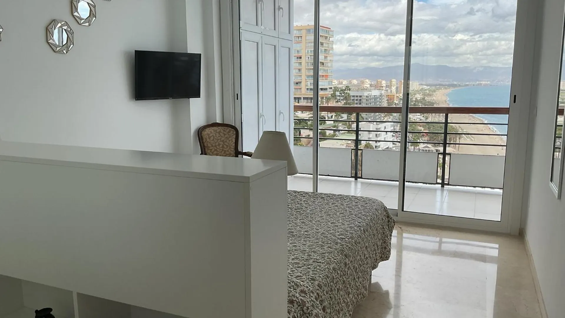 Carre D Or Au Santa Clara Torremolinos Apartment